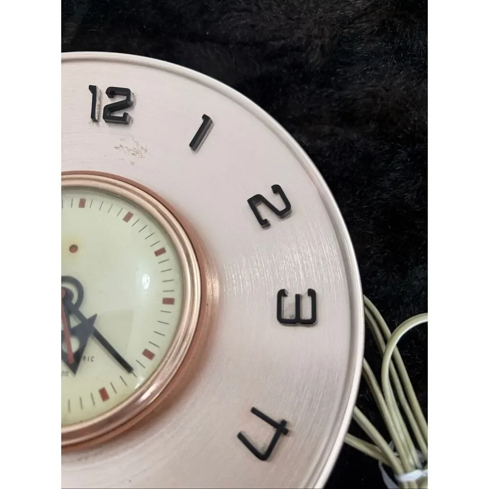 Vintage MCM  1950's Electric Spun Aluminum GE Telecron Wall Clock